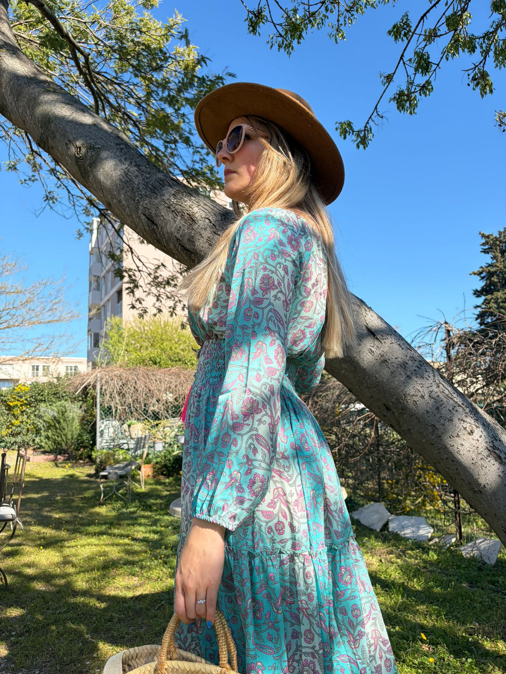 Robe bohème Maidress bleue - silhouette fluide et légère - COACHELLI