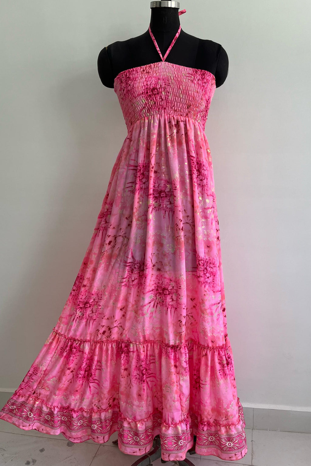 Robe bohème Lace rose - vue de face - COACHELLI

