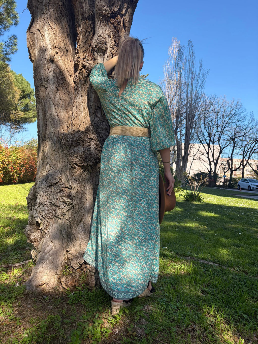 Robe longue bohème Tina vert - vue de dos - COACHELLI